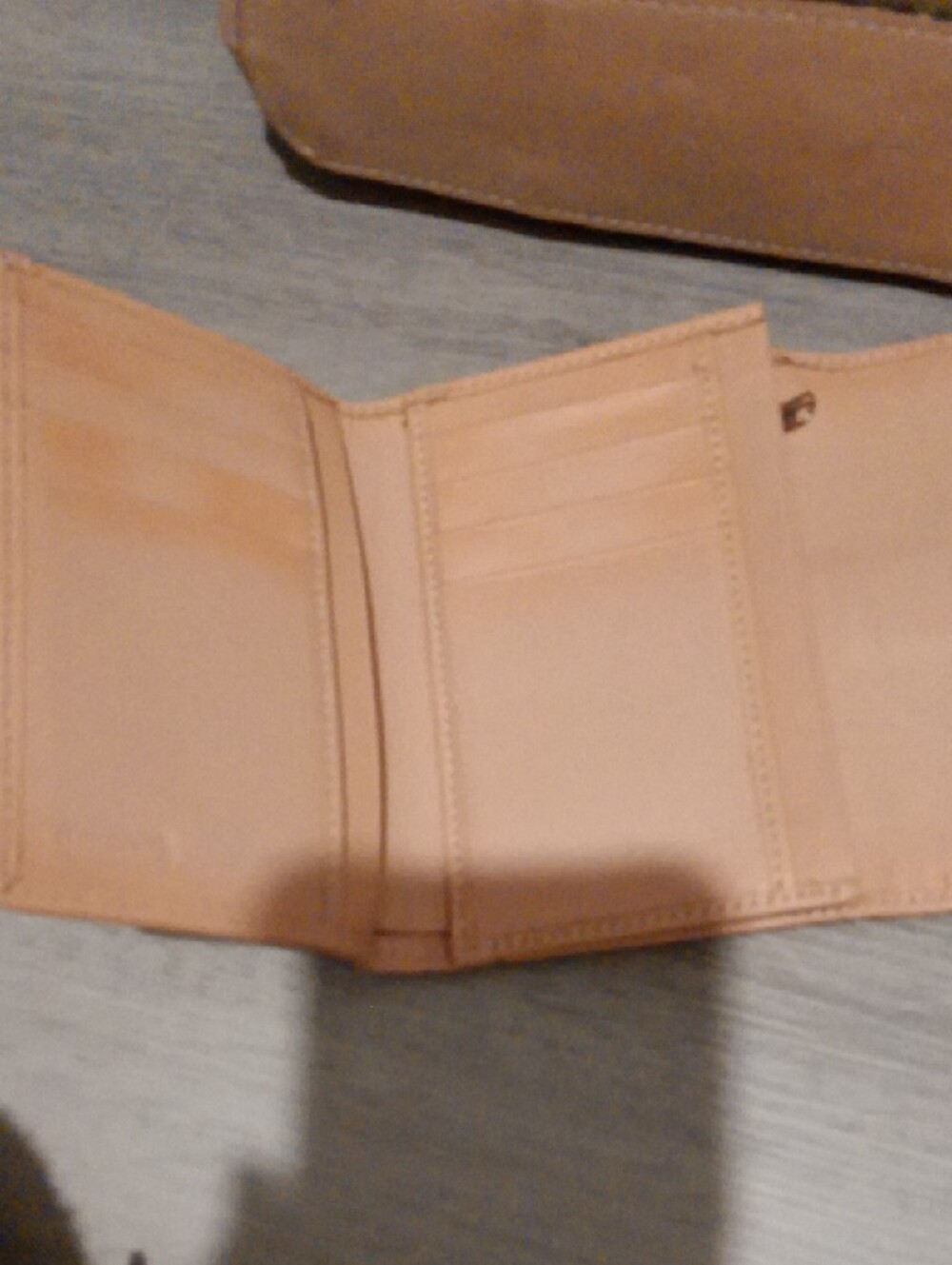 COACH Tan & Brown Signature Canvas BRAND NEW Wallet - Picture 2 of 2